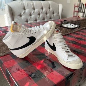 Nike blazers mid 77'